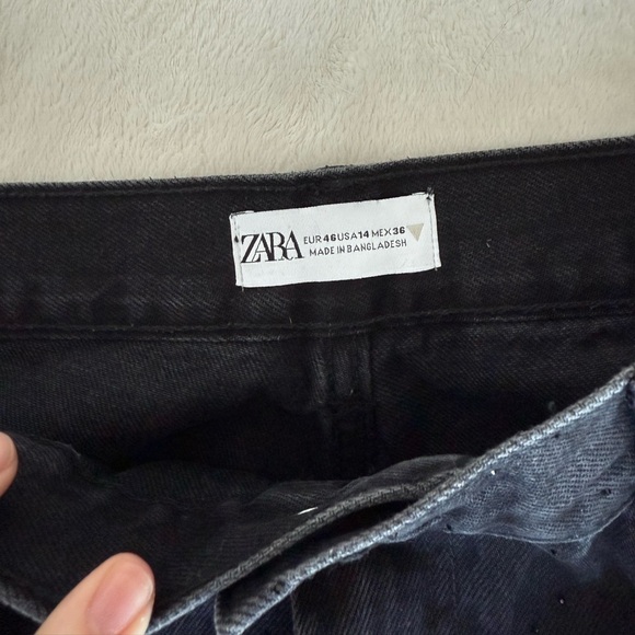 ZARA Rhinestone Jeans - Picture 3 of 3